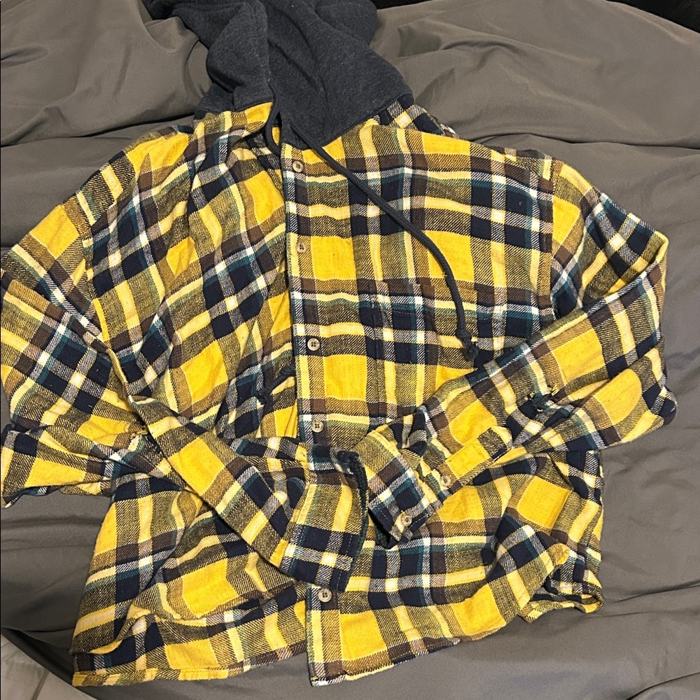 AE Yellow Plaid Croppwd Hooded Flannel Shirt